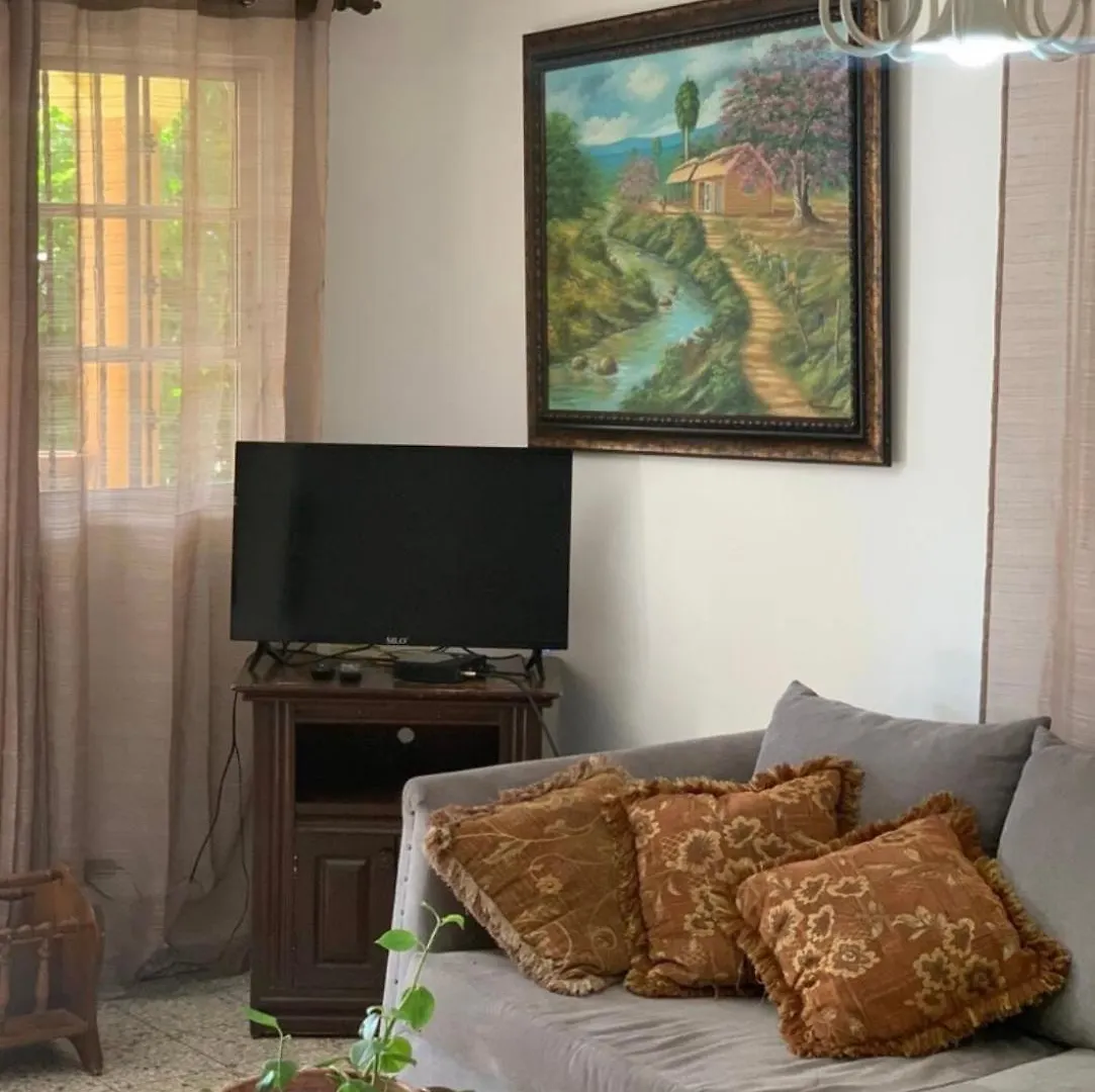 Hermes Casa Len Санто-Доминго Гостевой дом